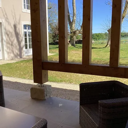 Le Lucat فندق مبيت وإفطار 3*